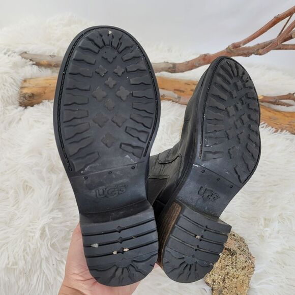 Ugg chunky bottom chelsea boot pull on - Picture 13 of 16